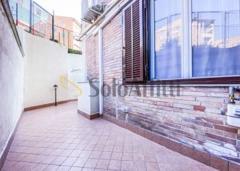 terrazzo a livello - Bilocale via piave, Napoli (zona Soccavo) - foto 16