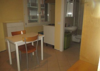 Stanza arredata - Monolocale via delle Longure, Brescia - foto 13