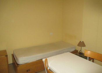 Stanza arredata - Monolocale via delle Longure, Brescia - foto 19