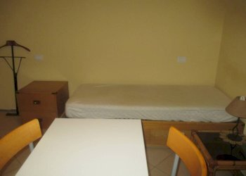 Stanza arredata - Monolocale via delle Longure, Brescia - foto 21