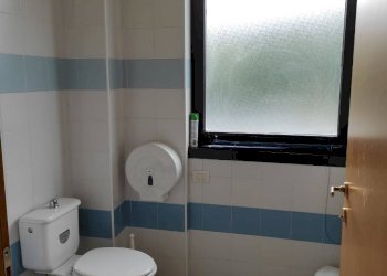 Ufficio Via Sarzanese, Lucca (zona Sant'Anna) - foto 11