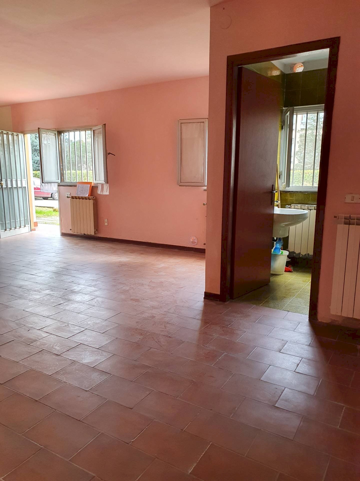 Office Via di Boboli, Lucca (neighborhood Sant'Anna) - photo 2