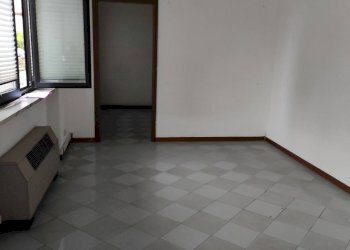 Ufficio Via Pisana, Lucca (zona Sant'Anna) - foto 1