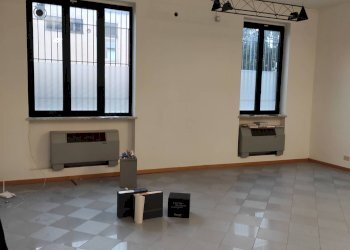 Ufficio Via Pisana, Lucca (zona Sant'Anna) - foto 1