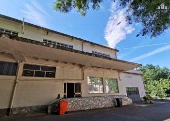 facciata - Capannone via marconi, 77, Borgofranco d'Ivrea - foto 8