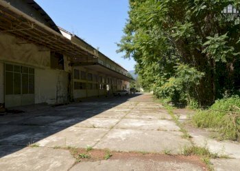 facciata - Capannone via marconi, 77, Borgofranco d'Ivrea - foto 39