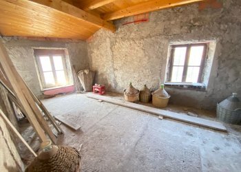 Semi-detached house Frazione Roreto, 137, Roure - photo 6