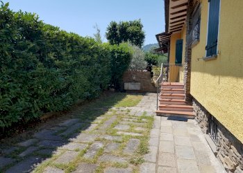 Retro_casa_1.jpg - Casa semi indipendente Ameglia - foto 23