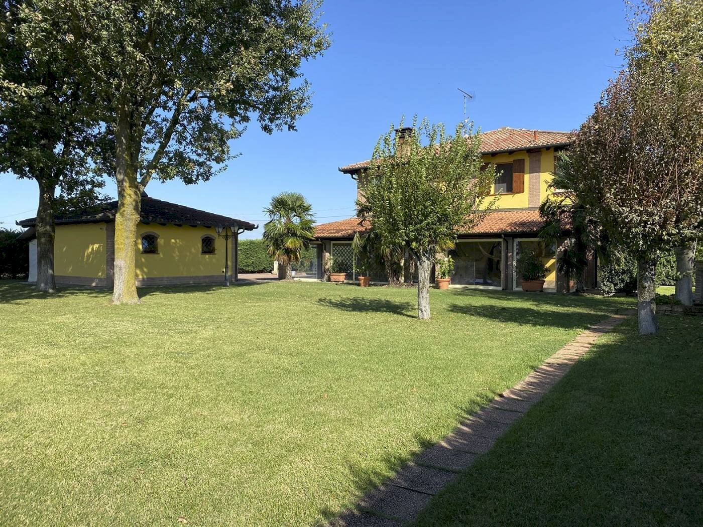 Villa via Torricella, San Giorgio di Piano - foto 2