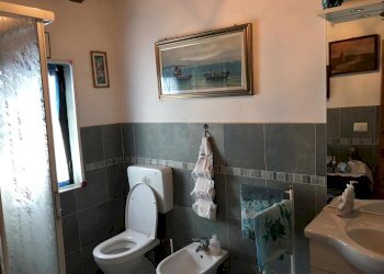 IMG-20191210-WA0000.jpg - Casa indipendente Frazione Groppo 30, Albareto - foto 9