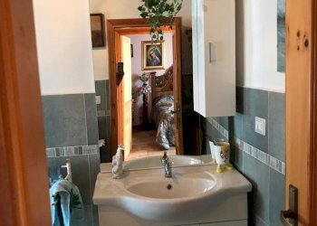 IMG-20191210-WA0011.jpg - Casa indipendente Frazione Groppo 30, Albareto - foto 18