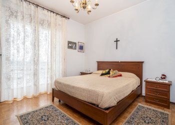 camera da letto matrimoniale - Three-room apartment Via Stazione, 76C, Manta - photo 6