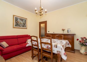 soggiorno e sala da pranzo - Three-room apartment Via Stazione, 76C, Manta - photo 4