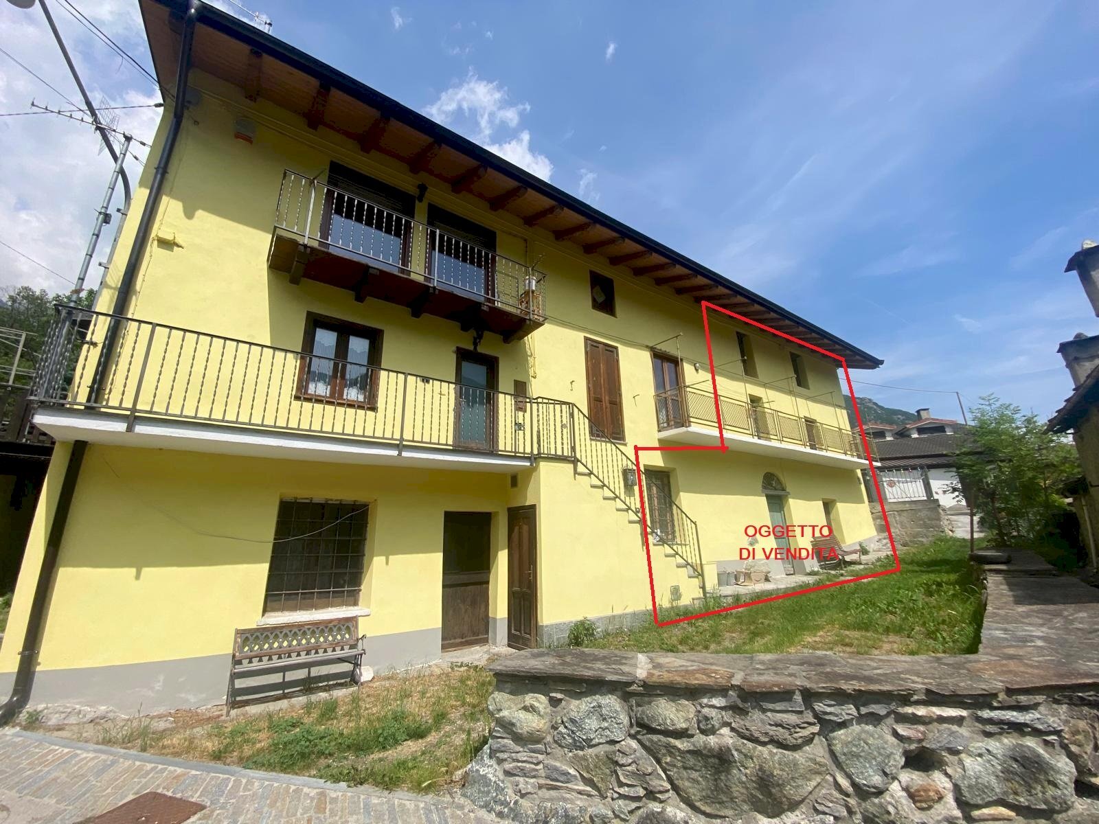 Semi-detached house Frazione Roreto, 148, Roure - photo 1