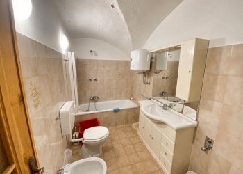 Semi-detached house Frazione Roreto, 148, Roure - photo 6