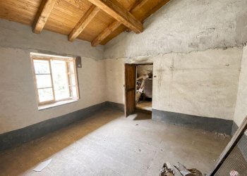 Semi-detached house Frazione Roreto, 148, Roure - photo 27