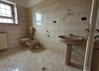 Casale strada San Grisante, frazione San Grisante, Crescentino - foto 9