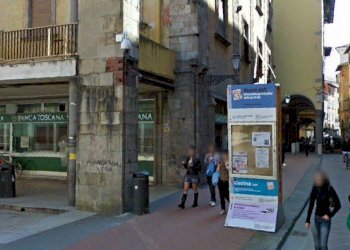 Attività Commerciale Piazza Santa Maria, Lucca (zona Centro Storico) - foto 5