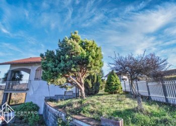 Giardino - Villa Località Pianissolo, Roccavignale - foto 4