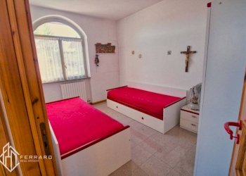Camera da letto - Villa Località Pianissolo, Roccavignale - foto 18