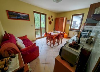 Trilocale via Inverso Fraisse, 4, Usseaux - foto 1