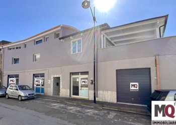 Show room Mondragone - foto 1