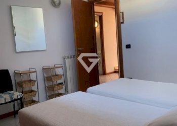 11.jpg - Four-room apartment Piazza Massena, Loano - photo 11