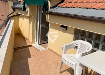 16.jpg - Four-room apartment Piazza Massena, Loano - photo 16