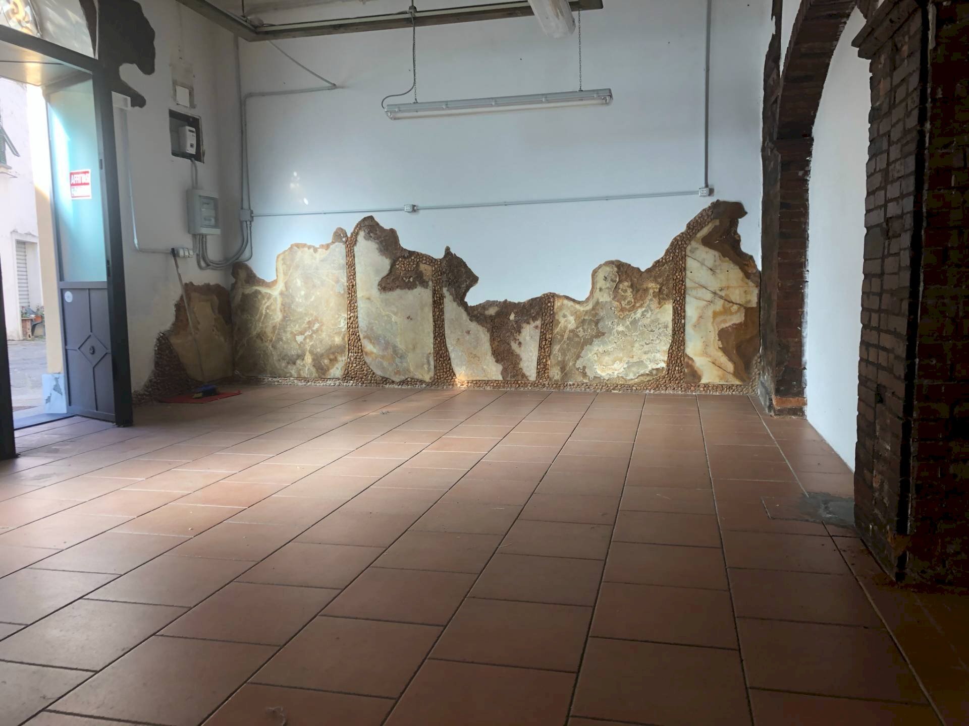 Attività Commerciale Via Cavour, Altopascio - foto 1