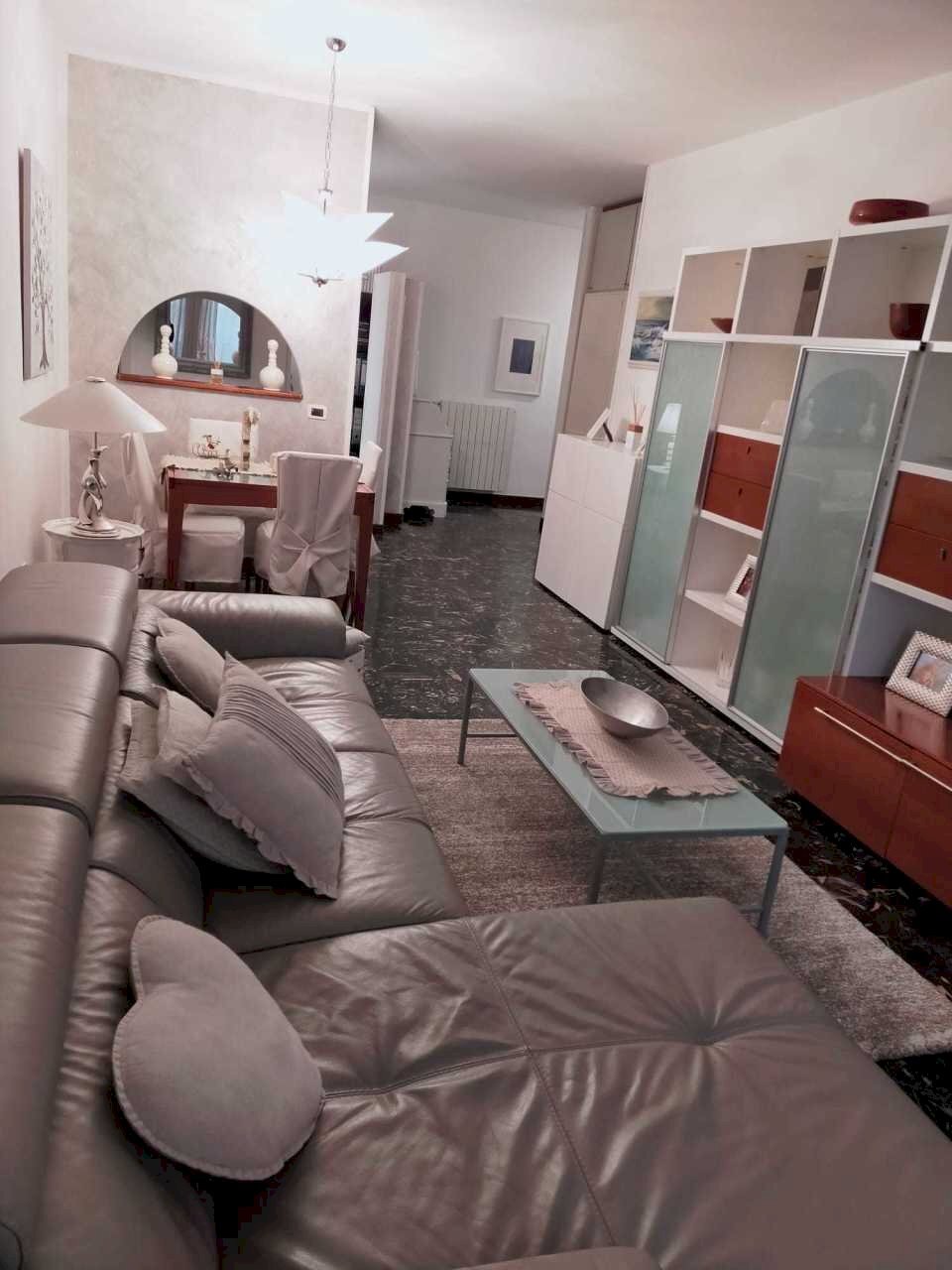 62305ae4-82bc-49d7-93fa-9d5ae91f128c.jpg - Appartamento Carrara - foto 1