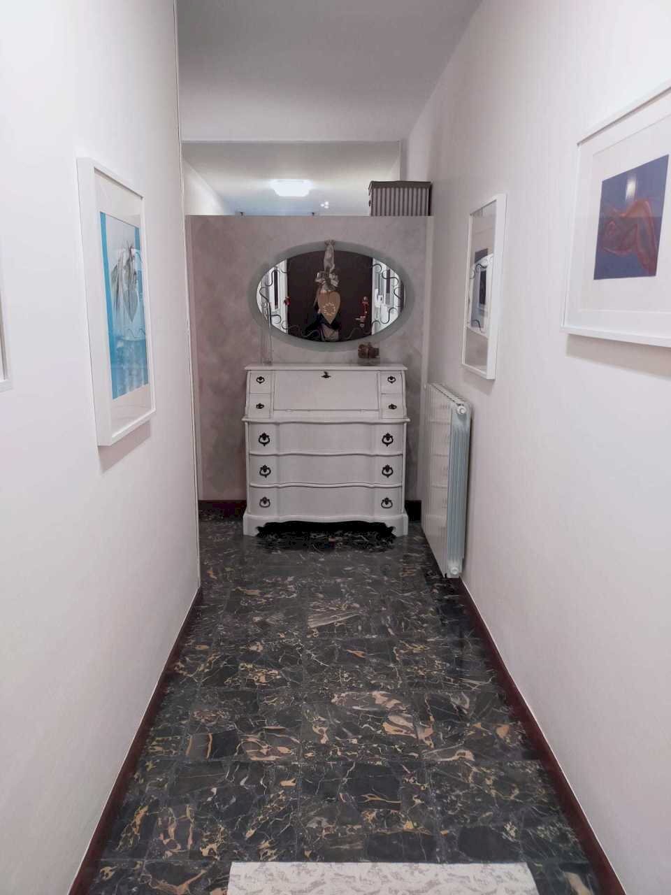 8a423e73-c8ce-47f0-aed7-8adad5a68433.jpg - Appartamento Carrara - foto 2