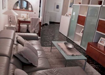 62305ae4-82bc-49d7-93fa-9d5ae91f128c.jpg - Appartamento Carrara - foto 1