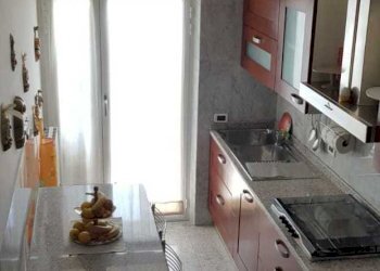 a2219303-d73f-4f49-8f88-1b3feabf836e.jpg - Appartamento Carrara - foto 15