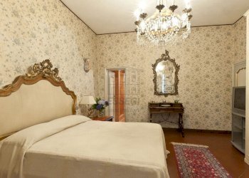 villa antica piscina colline lucchesi vendesi..jpg - Villa Viale Umberto I 148, Bagni di Lucca - foto 23