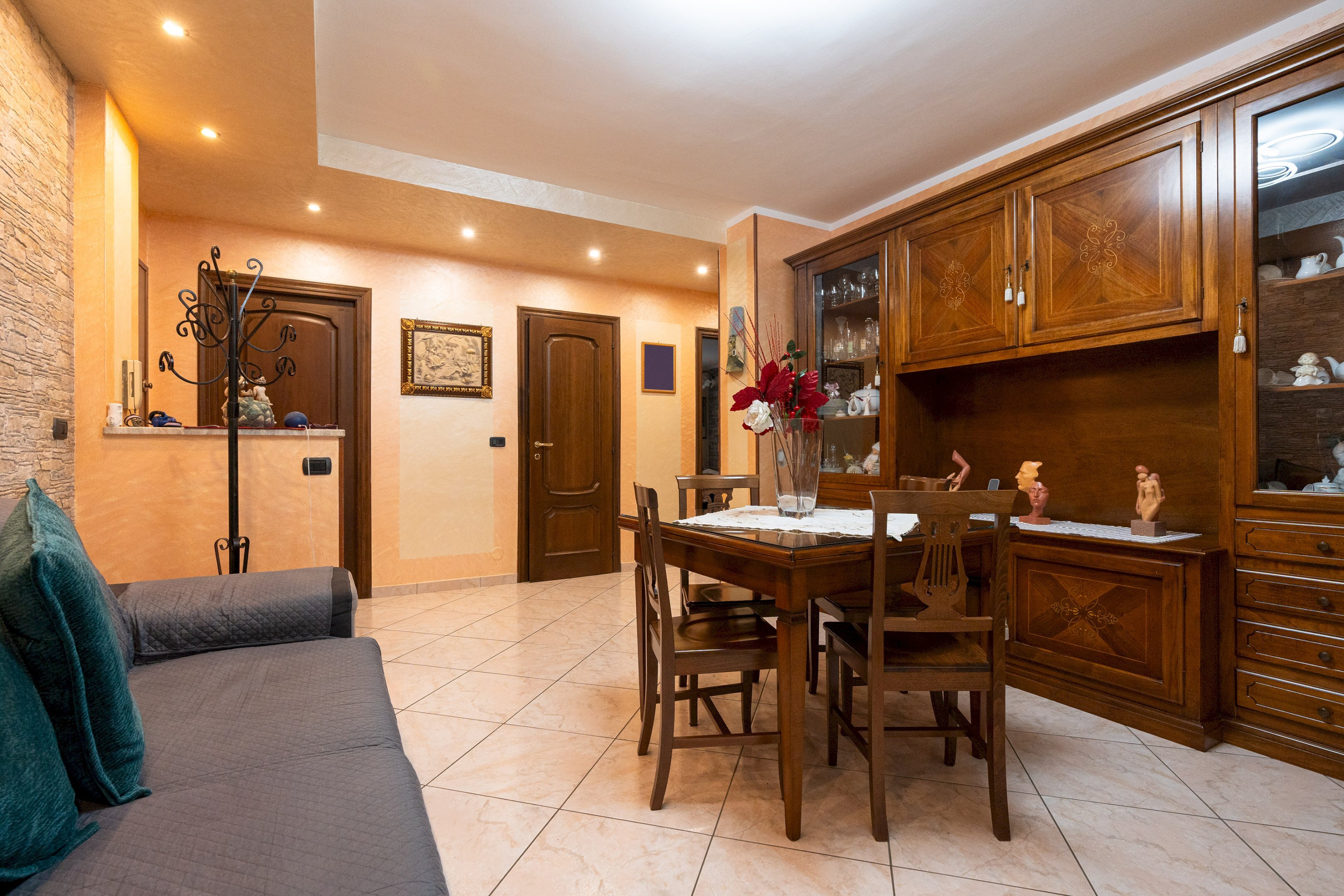 Four-room apartment Via Giacomo Matteotti, 37, Manta - photo 1