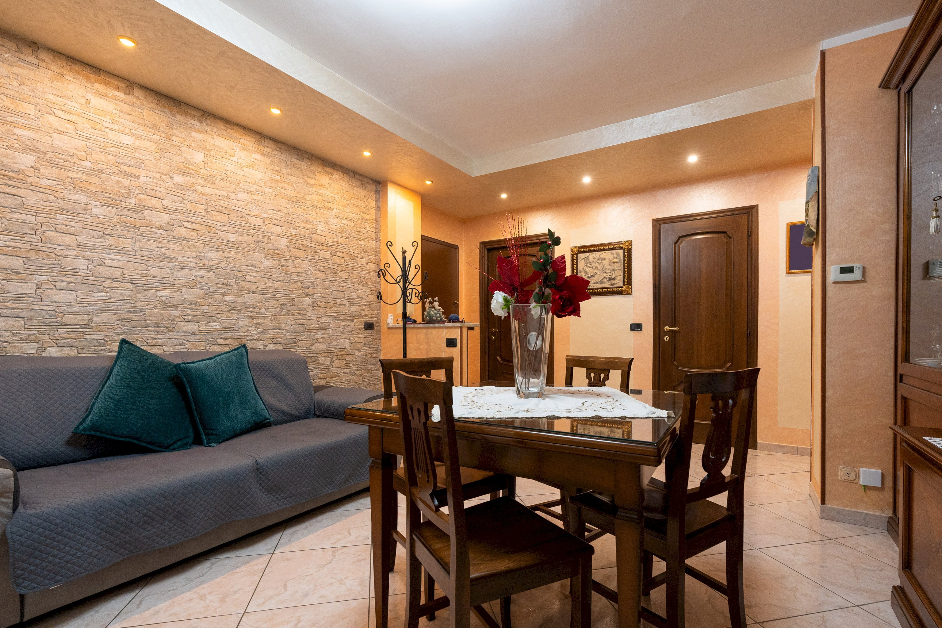 Four-room apartment Via Giacomo Matteotti, 37, Manta - photo 2