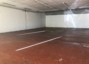 Attività Commerciale Via Barcaioli, Altopascio - foto 2