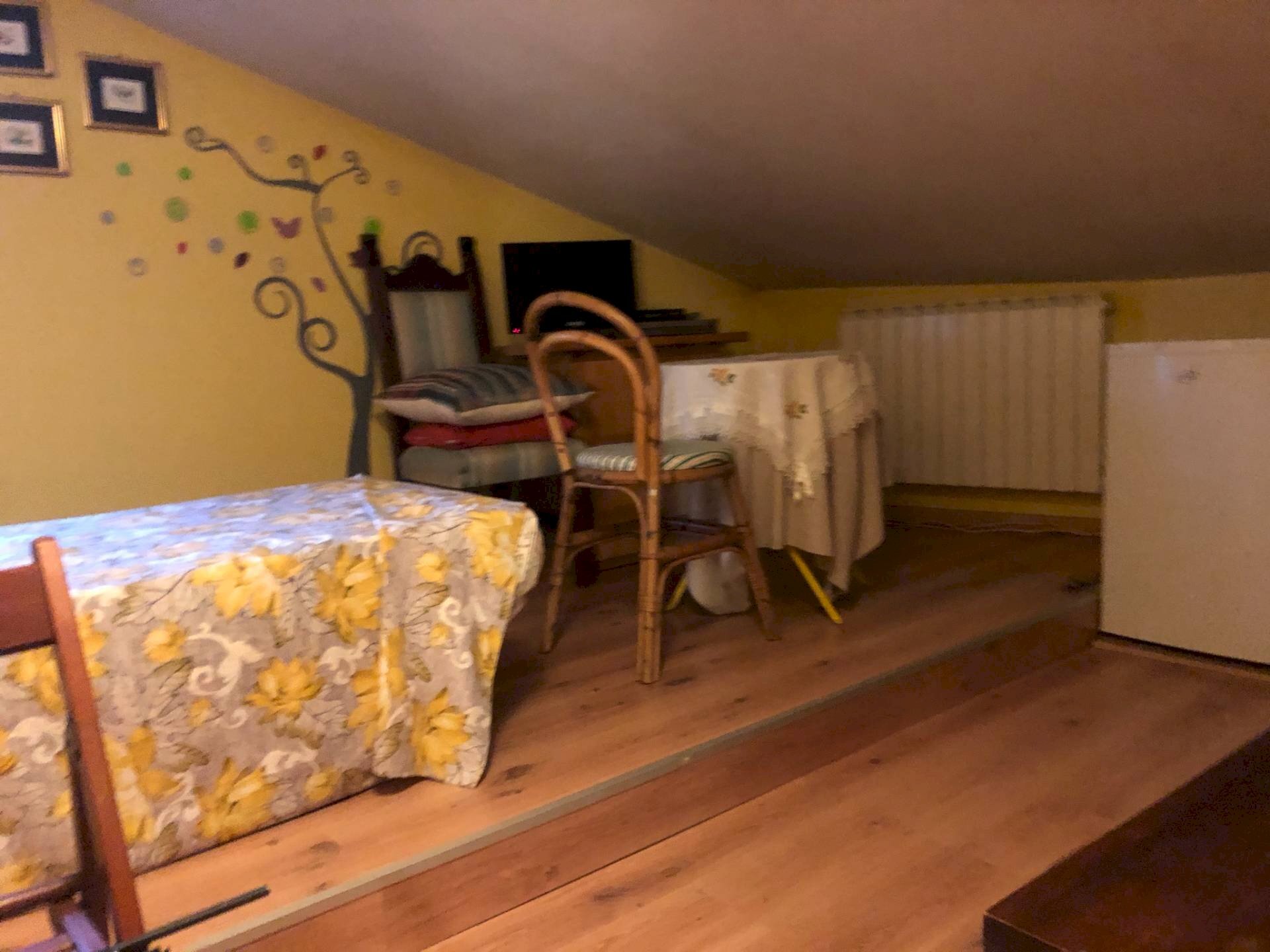 Portion of a house Via Del Molinetto, Montecarlo - photo 2