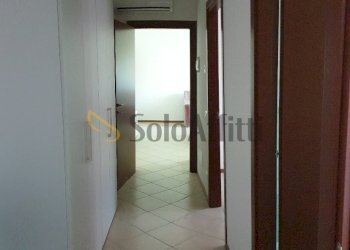 corridoio - Three-room apartment Via Puglie 3, Legnago - photo 11