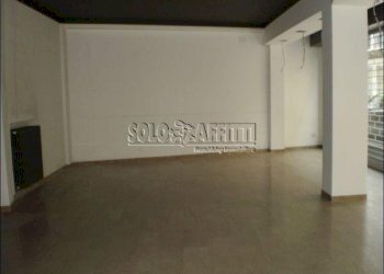 vano - Locale Commerciale Via Marco Minghetti 7, Legnago - foto 4