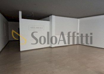 20260825_112904_resized - Commercial Premises Via Marco Minghetti 7, Legnago - photo 1