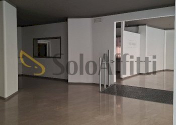 20260825_113203_resized - Commercial Premises Via Marco Minghetti 7, Legnago - photo 11