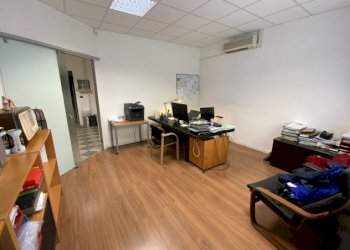 Locale Commerciale Savona, Savona (zona Legino) - foto 2