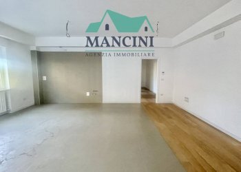 Quadrilocale CORSO MATTEOTTI, Jesi - foto 1