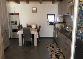 Cucina - Quadrilocale Ivrea - foto 7