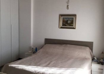 Camera da letto - Quadrilocale Ivrea - foto 18