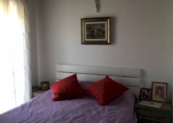 Camera da letto - Quadrilocale Ivrea - foto 21