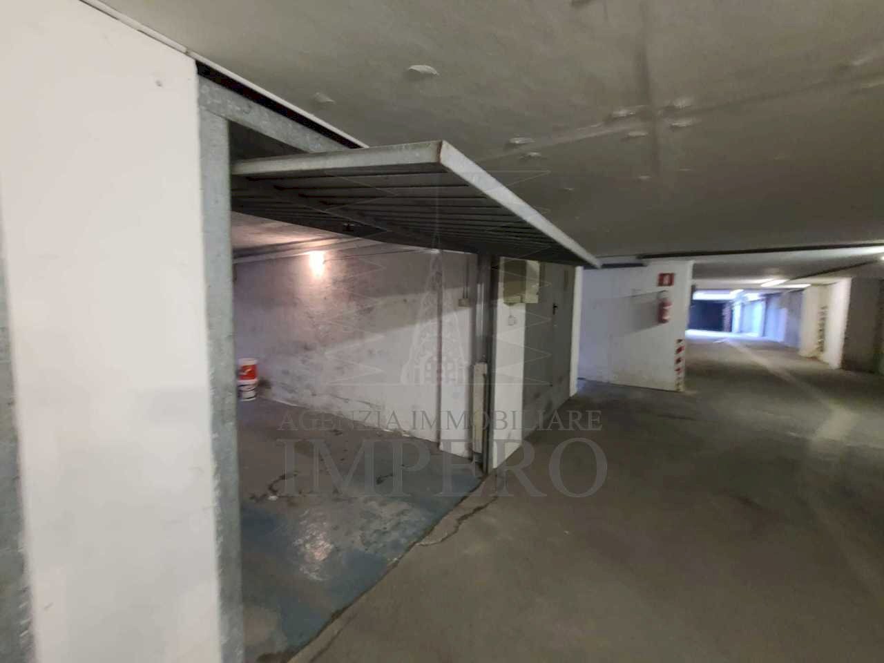 Box Corso Limone Piemonte 1186, Ventimiglia - photo 3