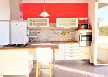 CUCINA A VISTA - Appartamento Via Mandracchio a Nazareth, Napoli - foto 10