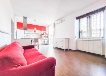 SOGGIORNO/LIVING - Appartamento Via Mandracchio a Nazareth, Napoli - foto 9